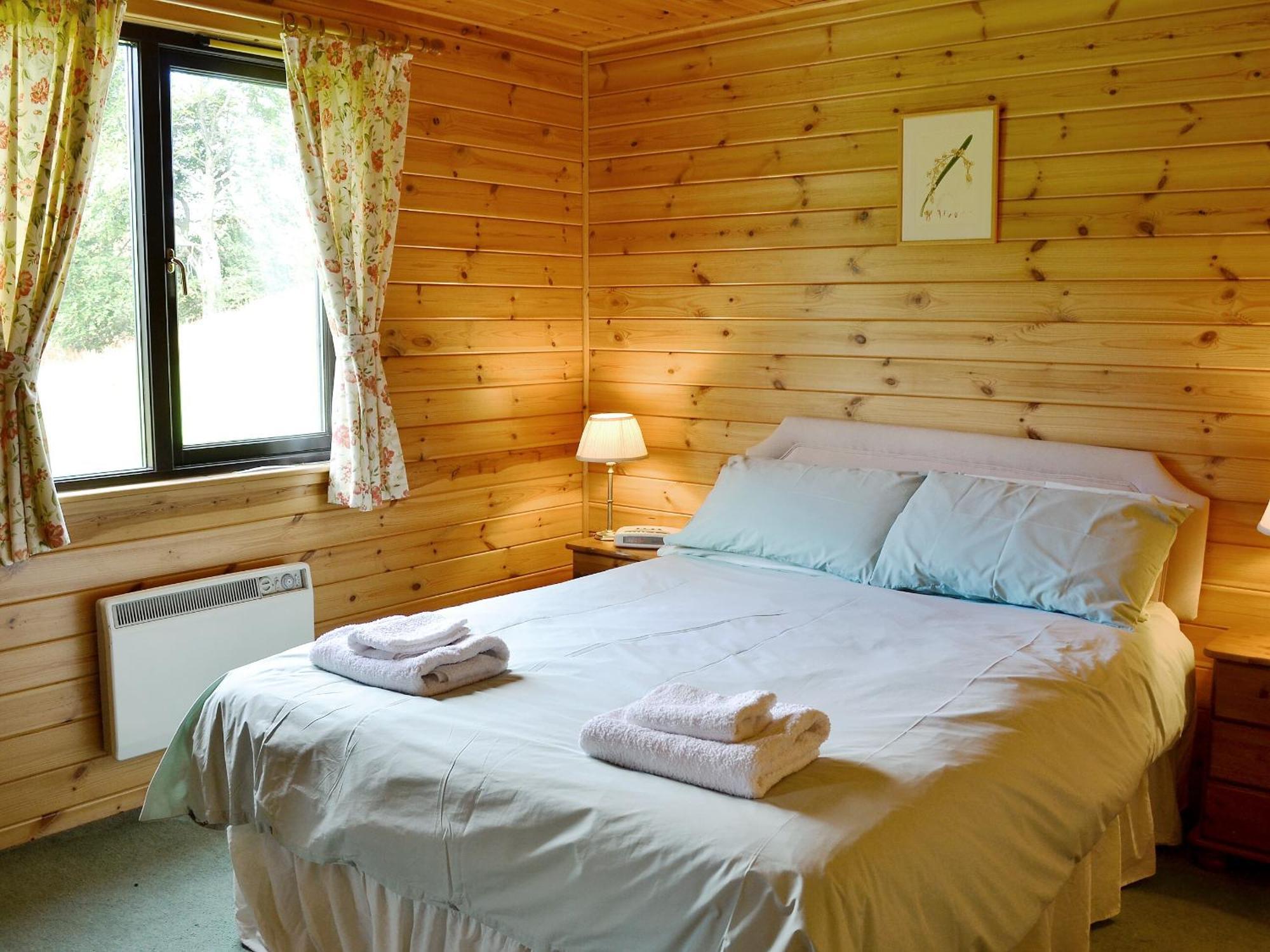 Kirkton of Glenisla Larch Cottage - S4428 מראה חיצוני תמונה
